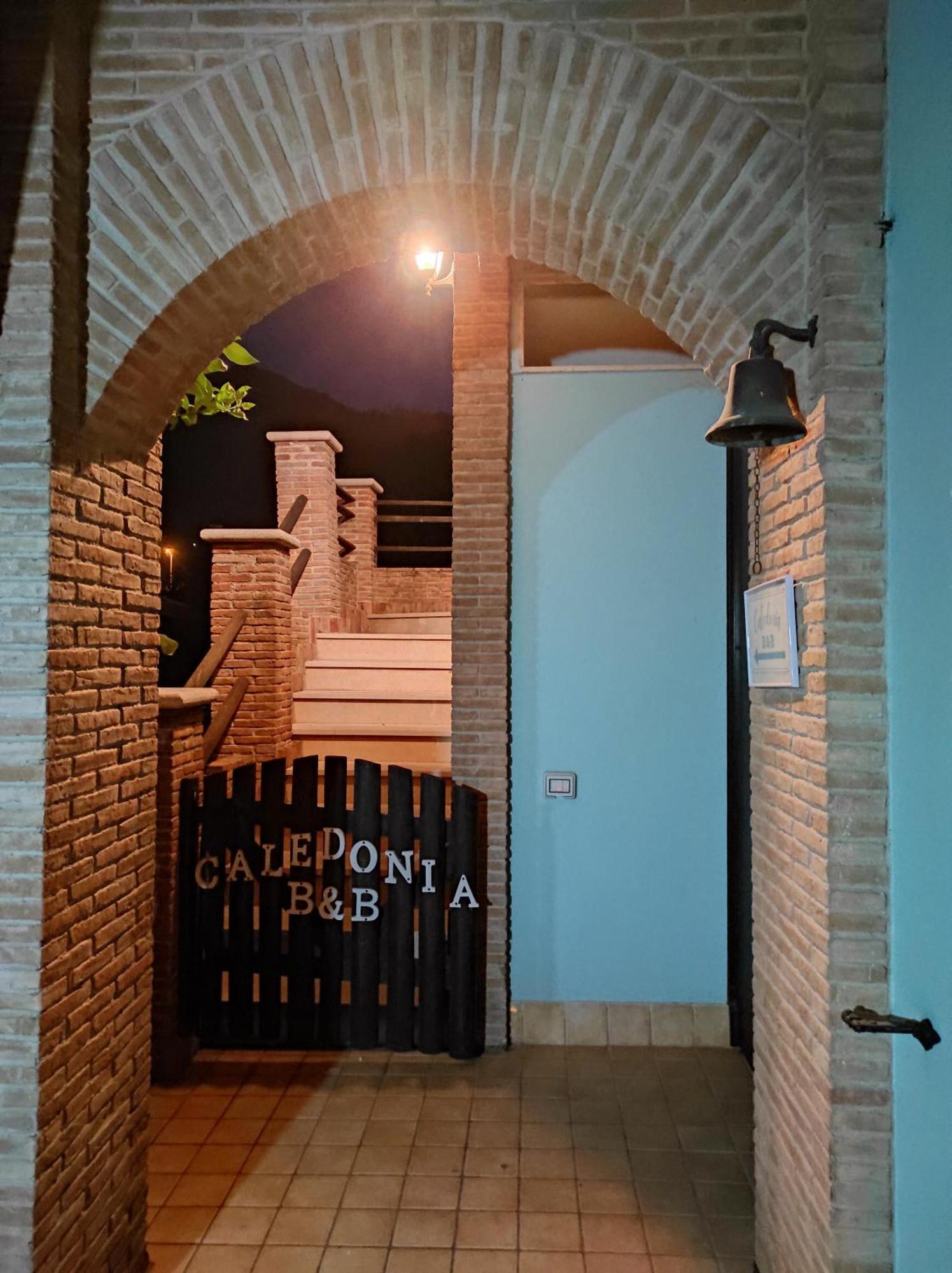 Caledonia B&B Меркато-Сан-Северино Екстер'єр фото